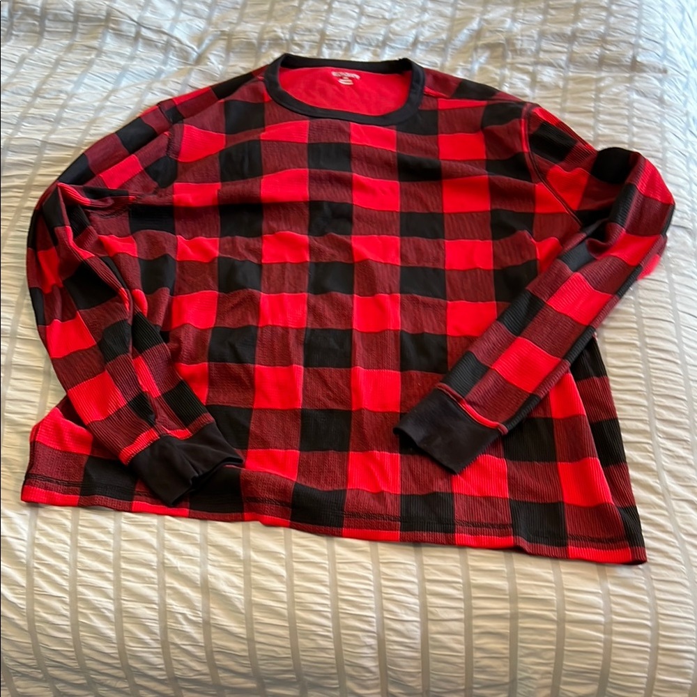 Old Navy Red and Black Plaid Long Sleeve Shirt